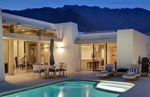 Chino Canyon House | Plush Pad Palm Springs Permit# 2937