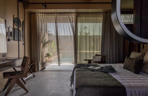 Karteros Hotel | Pnoe Breathing Life