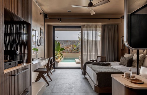 Karteros Hotel | Pnoe Breathing Life