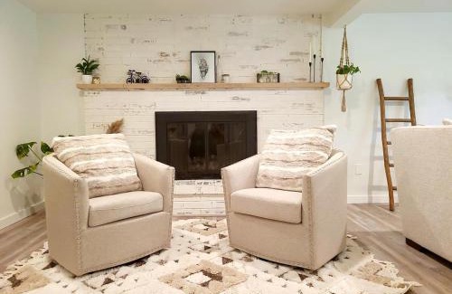 Marysville Apartment | PNW Creekside Escape Relax, Unwind, Explore