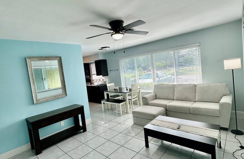 Lauderdale-by-the-Sea Apartment | Poinciana LLC