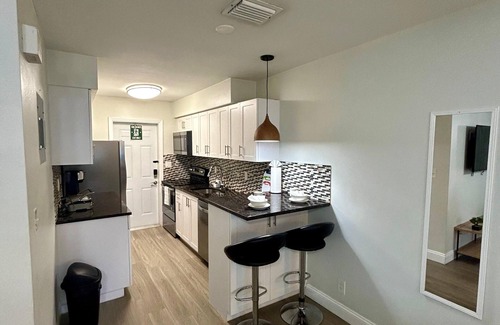 Lauderdale-by-the-Sea Apartment | Poinciana LLC