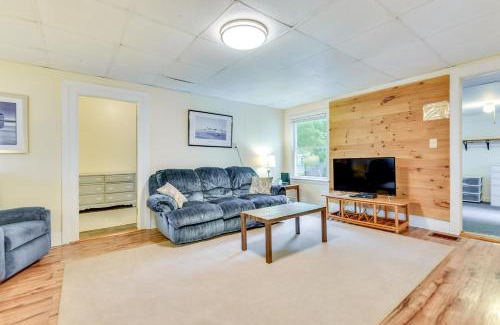 Kent House | Point Breeze Vacation Rental, Walk to Lake Ontario