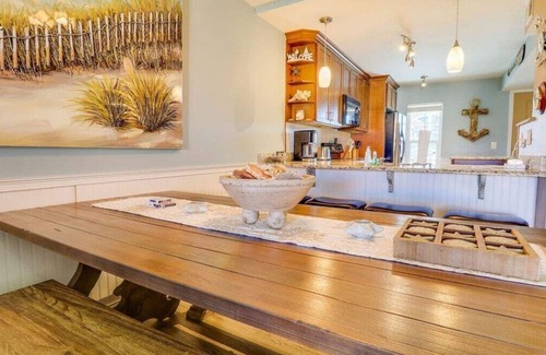 Point East Condo | Point East Paradise - Ocean & Pool View