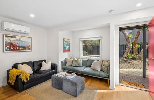 Surf Coast Apartment | Point Roadknight Paradise Villa 6 - BYO Linen