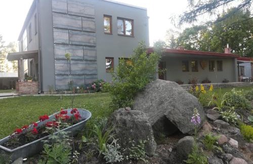 Krasnogruda House | Pokoje Gościnne "Szkoła"