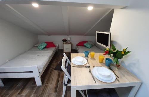 Ustka House | Pokoje na poddaszu czwarte piętro Ustka