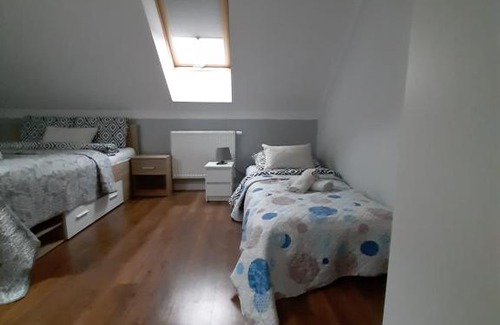 Baltow Apartment | Pokoje w Awokado z pięknymi widokami, Bałtów 184C