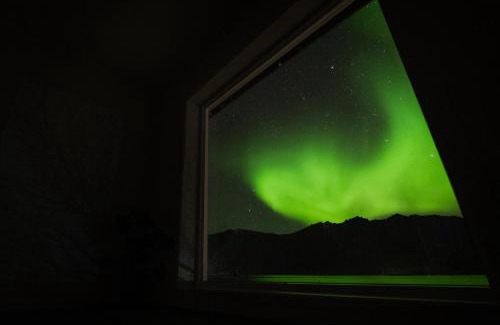 Botnhamn Villa | Polar Panorama Lodge