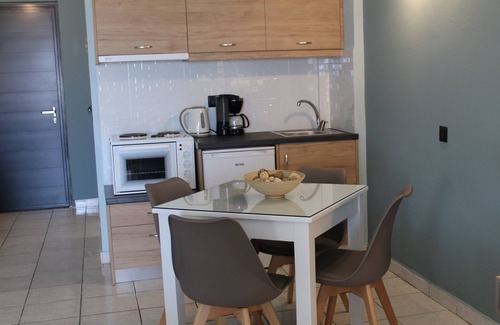 Dramia House | Poledas Apartments