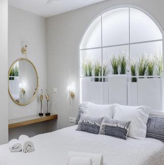 Ermoupoli Apartment | Polis Suite