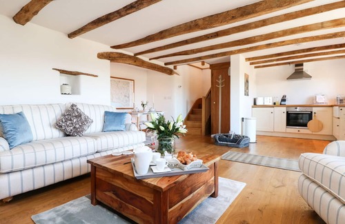 Saltash Cottage | POLLY'S BOWER, pet friendly, luxury holiday cottage in Landrake