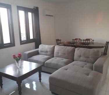 Pomos House | Pomos rockaway beach house