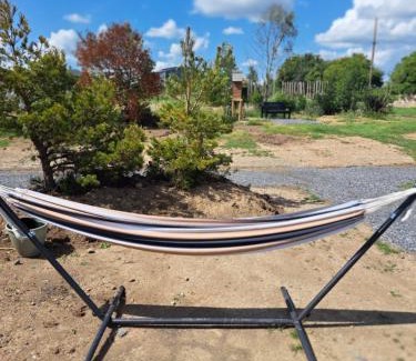 County Laois House | Pond Beach 2ppl-private Hot tub