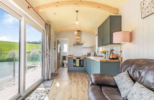 Bradninch Cottage | Ponsford Ponds - Goosedown Lodge