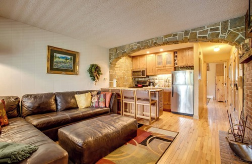 Rendezvous Condo | Pool & 3 Hot Tubs: Winter Park Condo on Bus Line