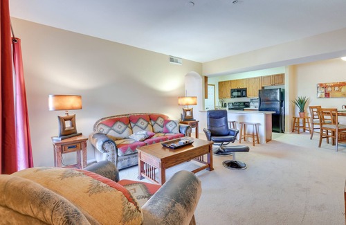 Parkwood Ranch Condo | Pool Access, Private Patio & Grill: Mesa Condo!