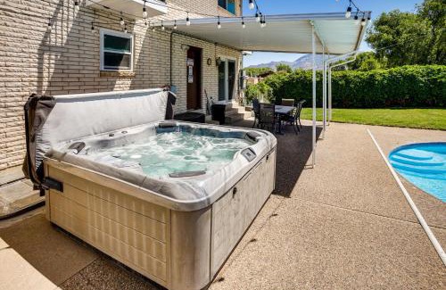 Roy Apartment | Pool and Hot Tub Access Luxury Roy Oasis!
