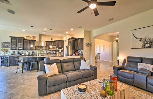 Montecito in Estrella House | Pool, Fire Pit & Putting Green: Goodyear Retreat!