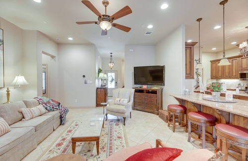 Bastrop House | Pool & Hot Tub in Sunny Smithville Getaway!