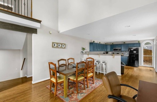 Crestline Heights House | Pool, Huge Porch&Outdoor Dining - Terrace House
