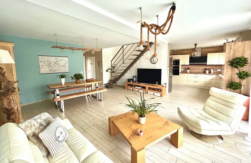 Latour-Bas-Elne Villa | POOL & MEDITERRANEAN ELEGANCE