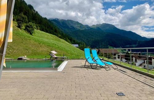 Tinzen Villa | Pool Villa Savognin
