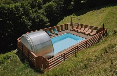 Vransko House | Pool & Wellness Chalet Sunshine - Happy Rentals
