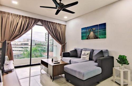 Kampung Kuala Pari Apartment | PoolView Waterpark 300Mbps Ipoh Homestay Manhattan Condo 4-7pax 3bedroom Station 18 pengkalan
