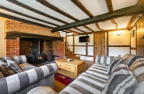 New Forest District House | Poona Cottage