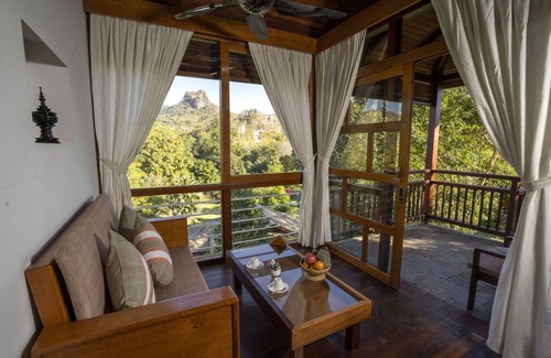 Popa Hotel | Popa Garden Resort