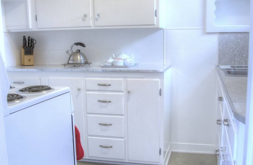 Alki House | Popular Alki Beach Seattle Vacation House, Walk to Restaurants