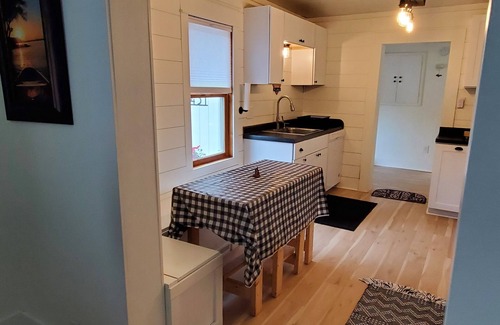Silver City House | Porcupine Mountains-closest Vrbo to the Porkies! nAcross road from Lake Superior