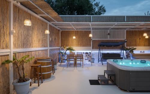 Scala House | Porfyra Suite 1