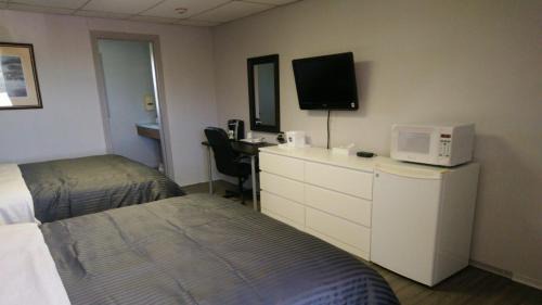 Wainfleet Hotel | Port Motel