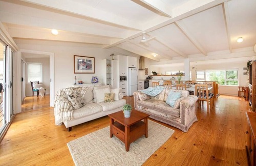 Port Willunga House | PORT WILLUNGA DREAMING a beach front experience