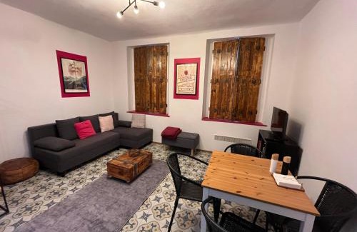 District XXII Apartment | Porta Pink