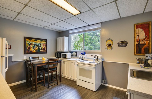 Wilkes East Apartment | Portland Vacation Rental ~ 11 Miles to Downtown