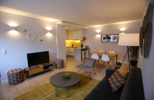 Santa Marinha Apartment | Porto Views & Wines II by Porto City Hosts