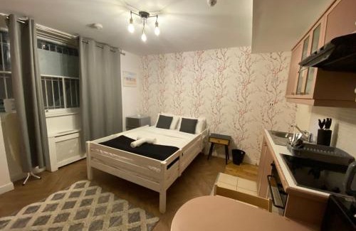 Colville Apartment | Portobello Road Studios