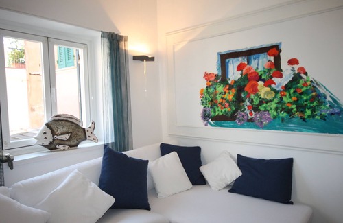 Portofino Apartment | Portofino's Cozy Terrace Wi-fi A/C