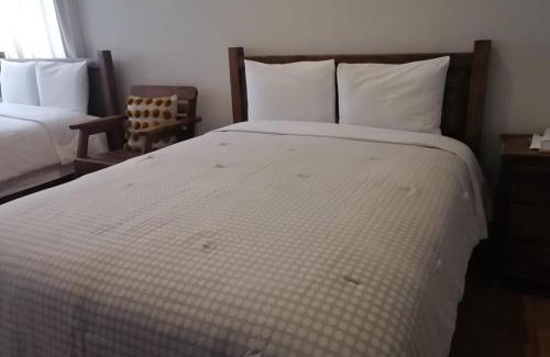 Del Cerrillo Bed & Breakfast | Posada Sancris
