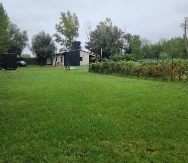 Maipu House | Posada Saint Rose cava privada