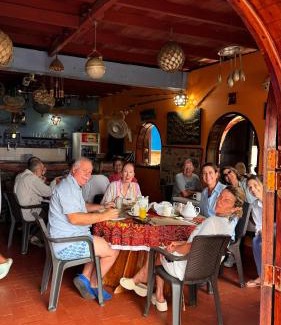 Bahia Solano Hotel | Posada Turística Rocas De Cabo Marzo