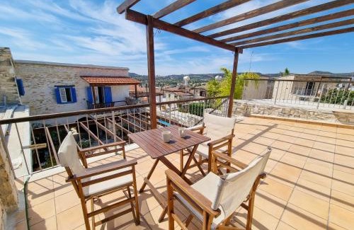 Skarinou Apartment | Poseidon's Pool Paradise