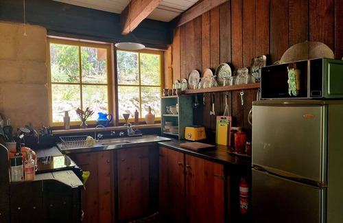 Kanimbla Cottage | Potters Cottage - 100 acres of paradise!