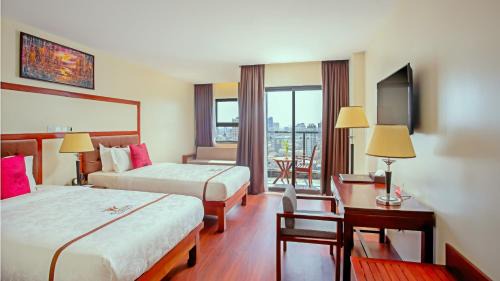 Phnom Penh City Centre Hotel | Poulo Wai Hotel & Apartment