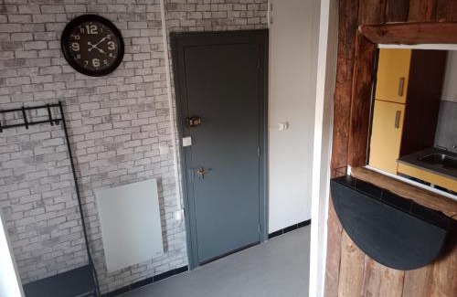 Luxeuil-les-Bains Apartment | Pounette, appartement duplex, centre/thermes