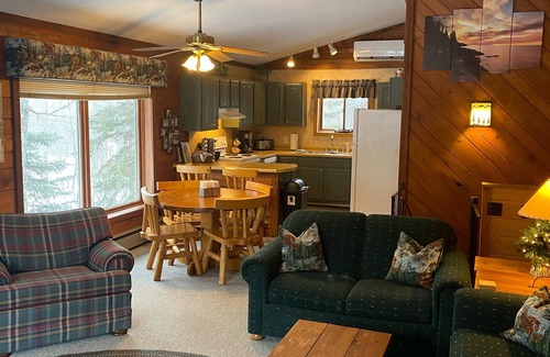Bessemer Ski Chalet | Powdery Peak Ski Chalet- Where Mountain Memories Begin
