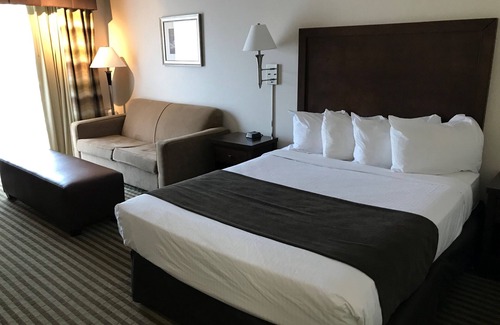 Powell River Hotel | Powell River Town Centre Hotel